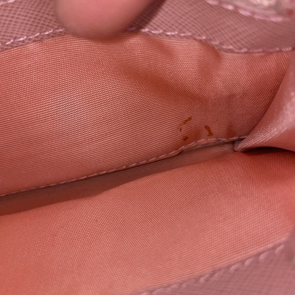 Authentic PRADA Milano pink long wallet saffiano leather with gold details. - Picture 10 of 13